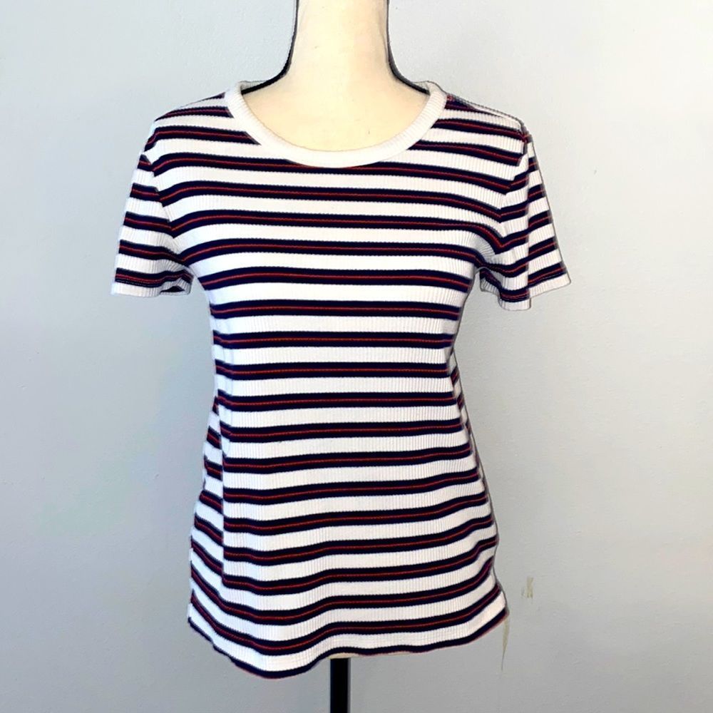 Old navy Ribbed striped T-shirt size M